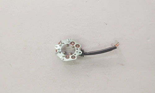 Conjunto plástico 2337897E02 XIN do suporte de escova do carbono do motor de acionador de partida do carro de Toyota VOCÊ 0